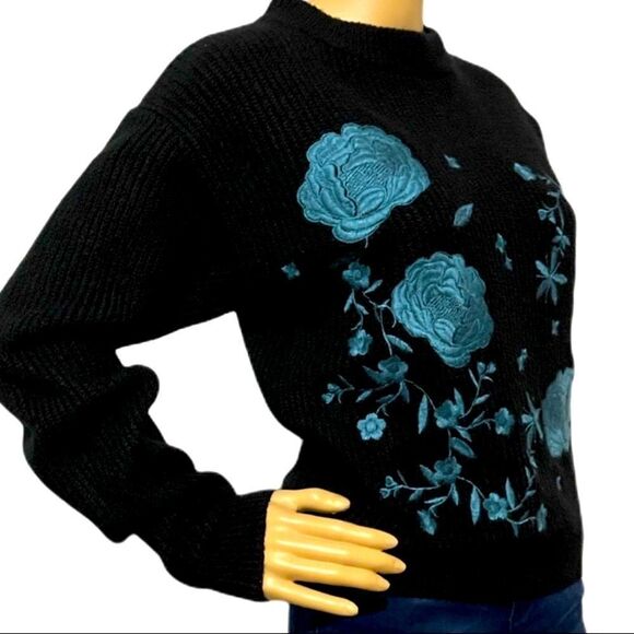 Who What Wear Embroidered Sweater    - Picture 4 of 8